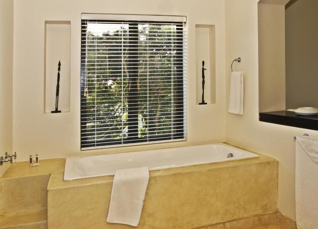 Lodge On The Lake And Wellness Spa وايلدرنيس الغرفة الصورة